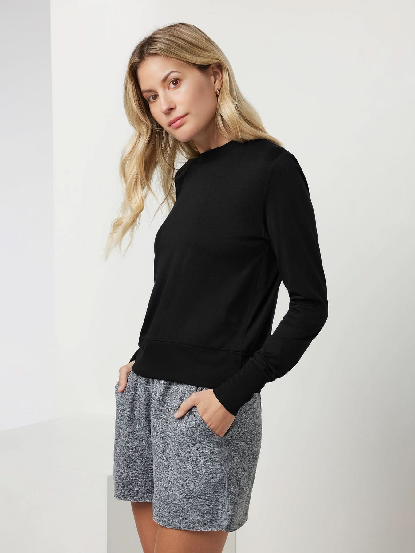 Velou Long Sleeve Crew Tee - Image 6